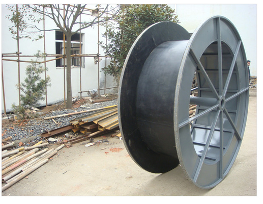 China a tubular reel for lightweight shipping of pipe or conduit supplier